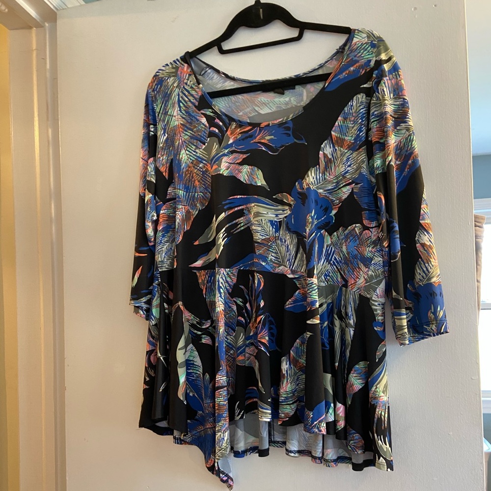 Karen Kane multicolored floral top
